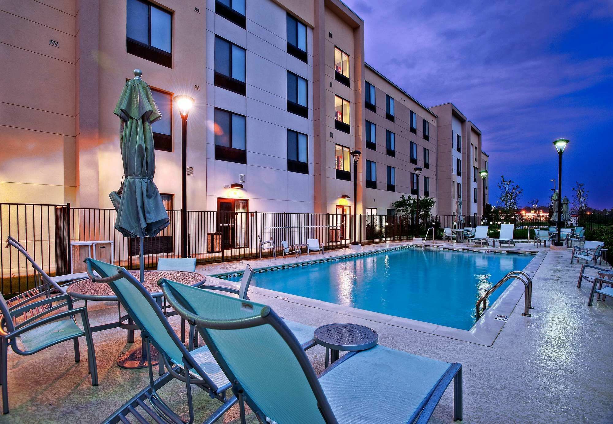 Springhill Suites By Marriott Baton Rouge North / Airport Ngoại thất bức ảnh